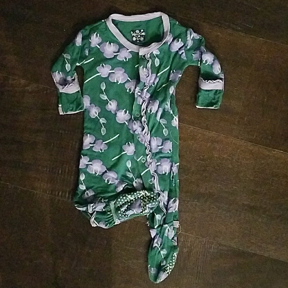 Kickee 0-3m orchid sleeper